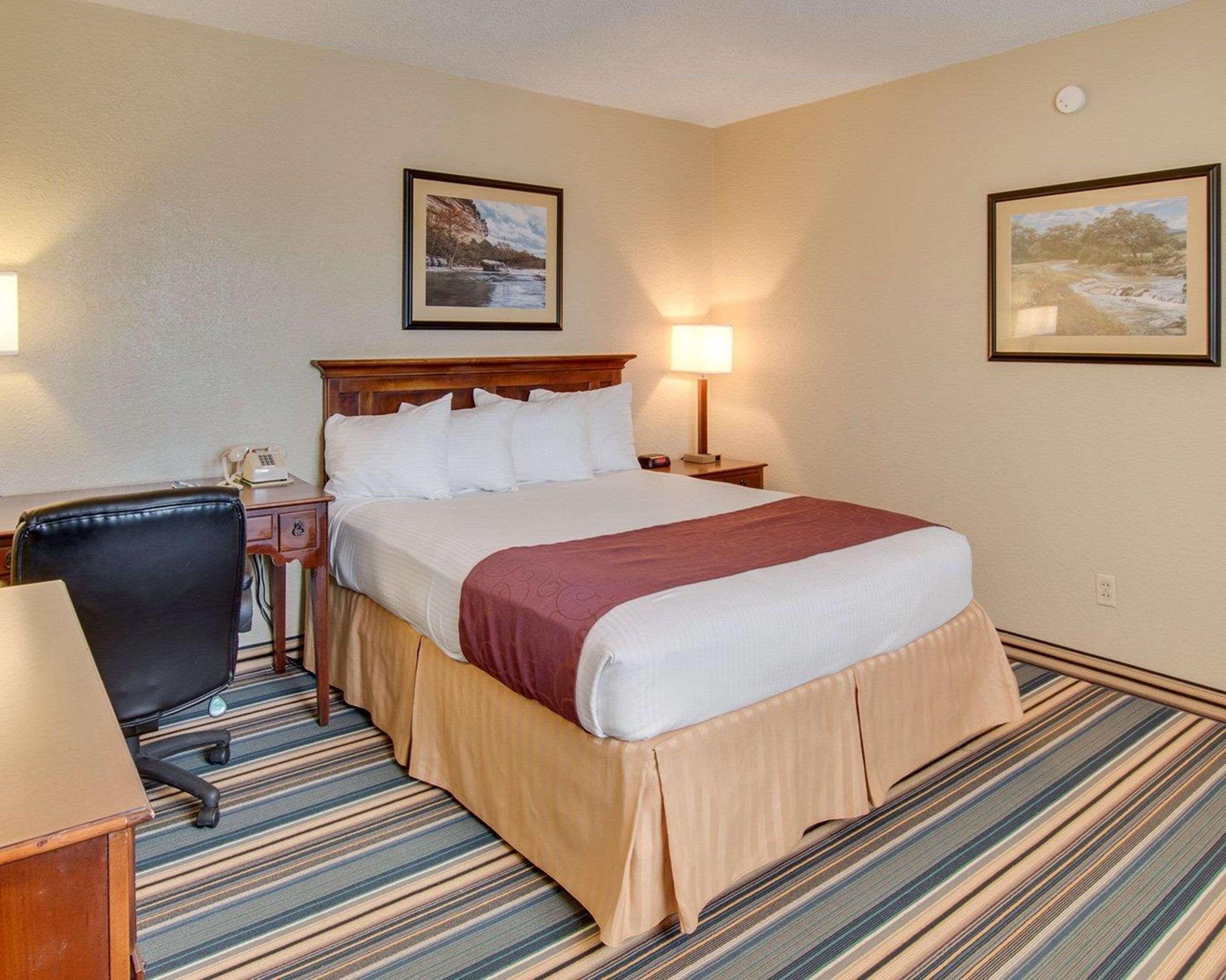 Days Inn By Wyndham Gatesville Exterior foto